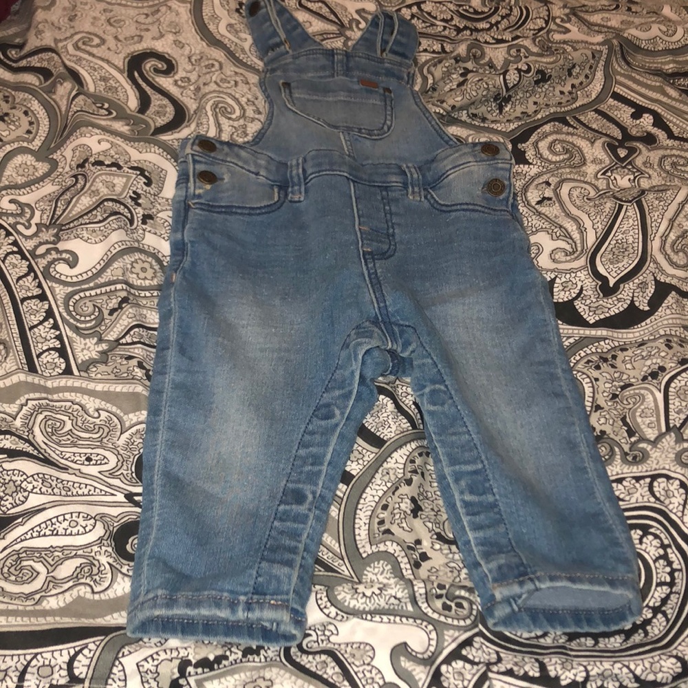 H&M’s jean jumper